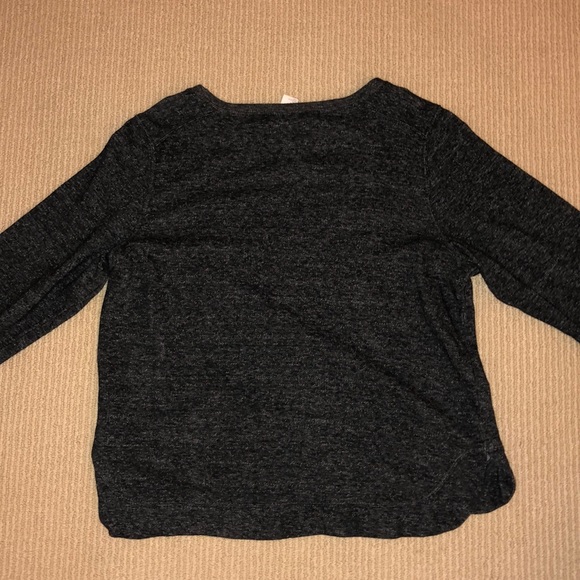 Black sweater - Picture 3 of 3